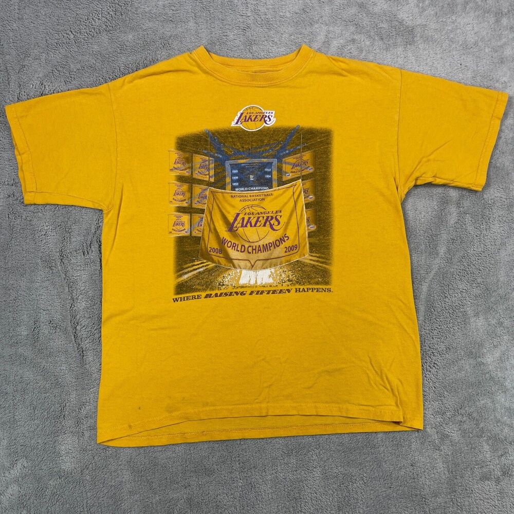 Los Angeles Lakers 2009 World Champions T-Shirt Men Small Gold Graphic Y2k‎